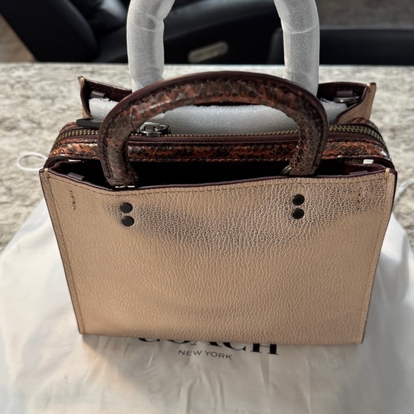 New Coach Rouge 25 exactly as pictured Metallic Beautiful - Picture 4 of 17